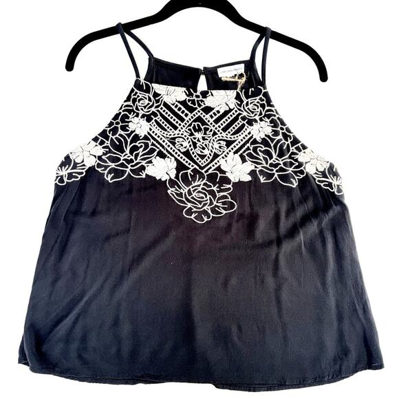 love on a hanger Tops - Love on a Hanger Womens Medium Black Embroidered Tank Top Boho Chic Sleeveless